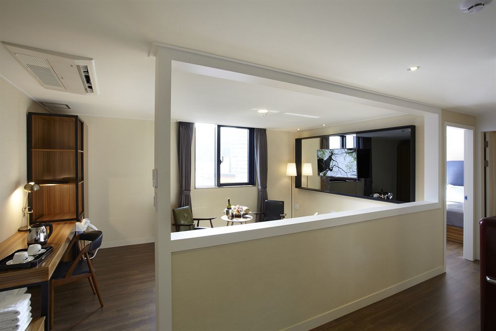 Cinema House Hotel In Pusan Zewnętrze zdjęcie