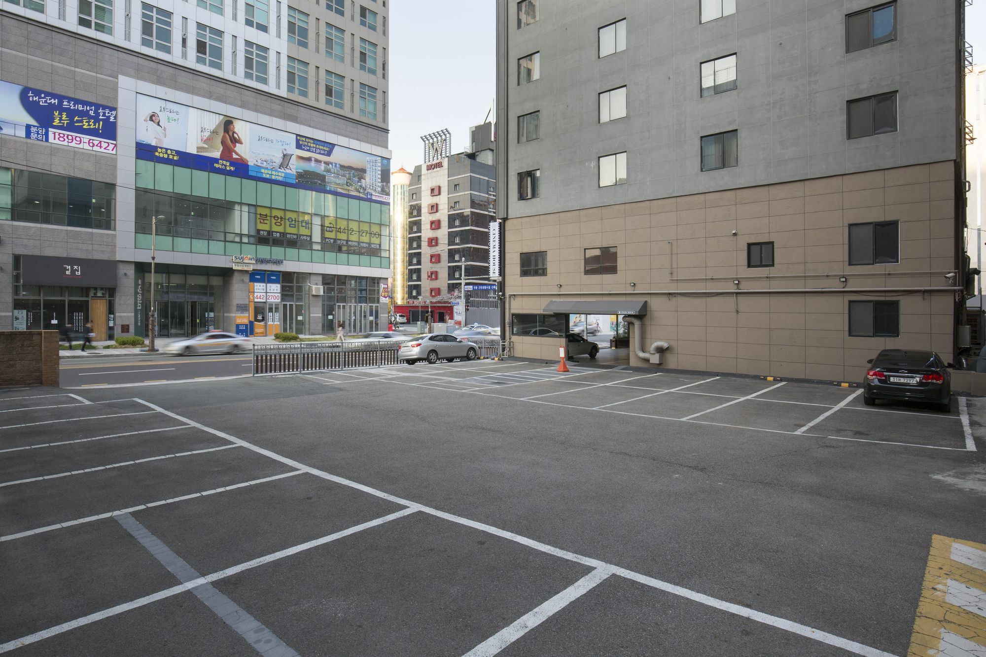 Cinema House Hotel In Pusan Zewnętrze zdjęcie